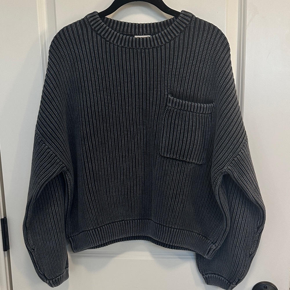 Classic Crewneck Ribbed Sweater - Charcoal